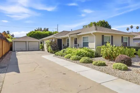 Duplex with Detached Garage