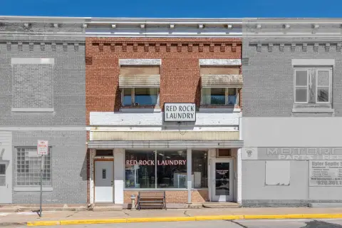 Redgranite Laundromat with Apartment