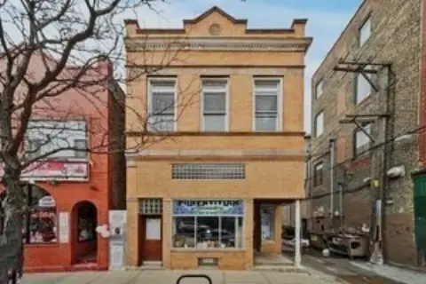 Retail Space in Pilsen, Chicago