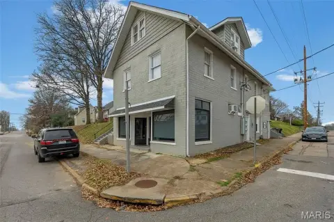 Specialty Commercial Space