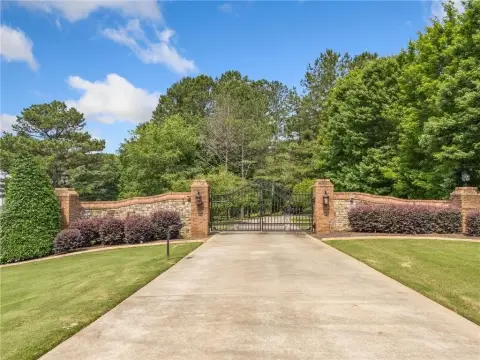 Milton Homesite in Gated Community