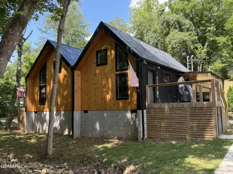 Duplex with Two 1-Bed Units