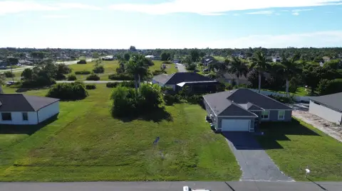 Residential Land in Cape Coral