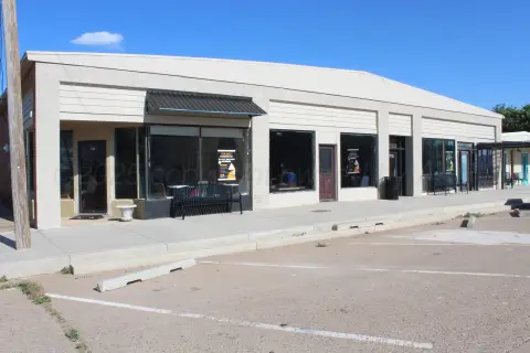 Historic Route 66 Mixed-Use Property