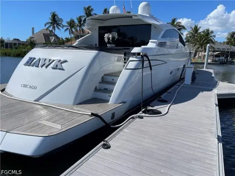 Fort Myers Yachting T-Dock Slip