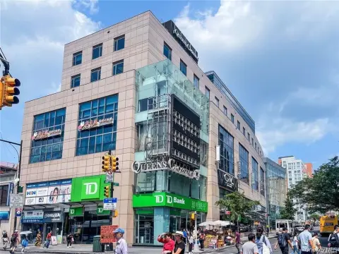 Fourth-Floor Office Suite in Landmark Building