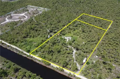 Canal-Front Agricultural Land Parcel