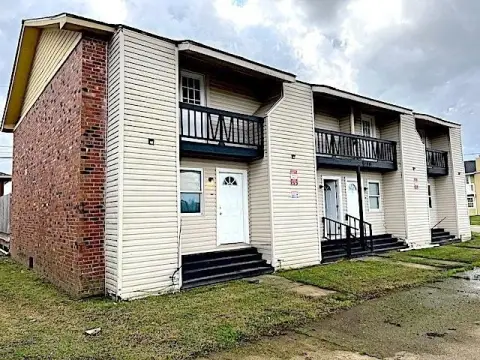 4-Unit Quadplex