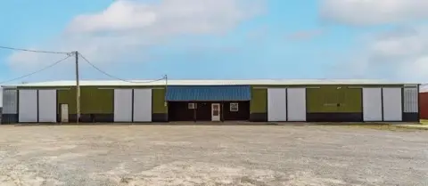 Spacious Commercial Building in Pryor, OK