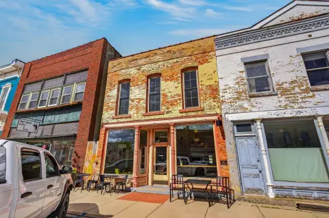 Mixed-Use Storefront with Apartment