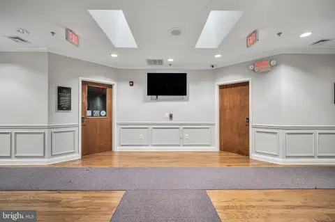 Second-Floor Office Units