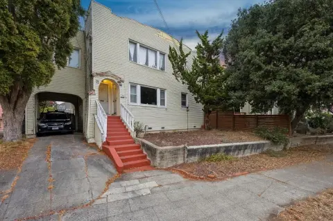 Triplex with Varied Unit Mix