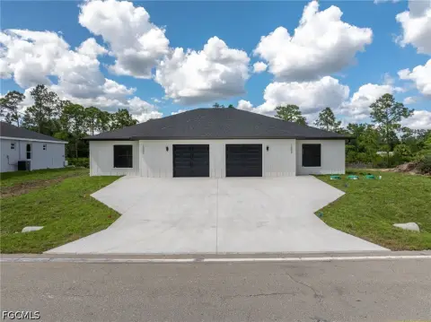 New Duplex in Lehigh Acres