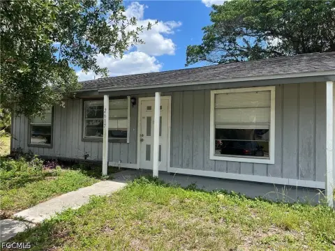 Four-Unit Investment Opportunity in Fort Myers