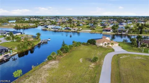 Gulf Access Waterfront Lot