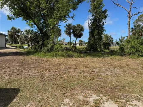 Waterfront Lot in Rotonda West