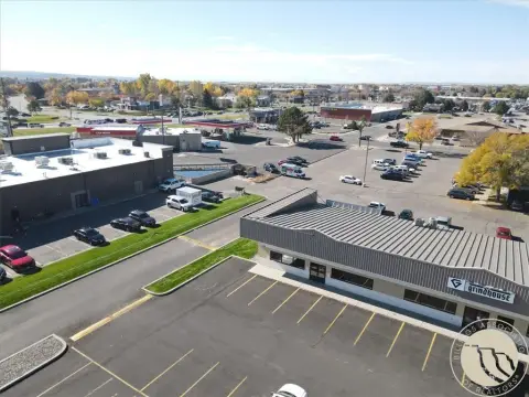 Retail Suite with Rear Access