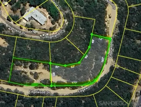 Land in Kentwood in the Pines