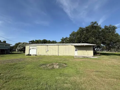 Commercial Land with Building