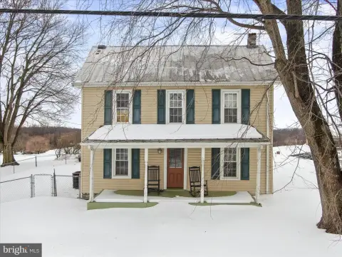 Hagerstown Duplex on Large Lot