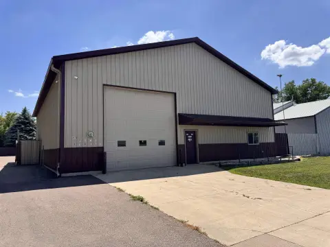 Heated Machine Shop with Storage Units