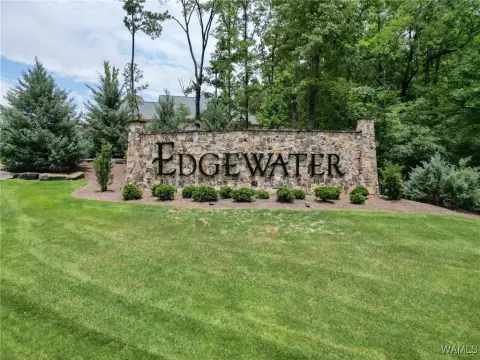 Northport Land in Edgewater Subdivision