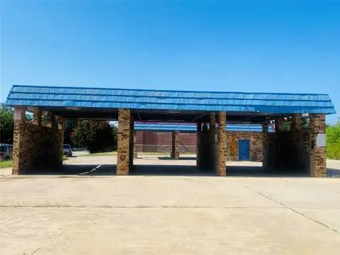 Self-Service Car Wash Property