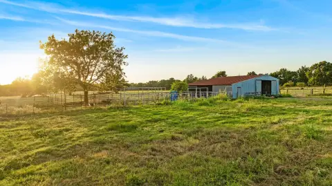 Pasture Farm With Working Corrals
