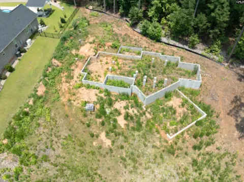 Residential Lot in Lakeside Community