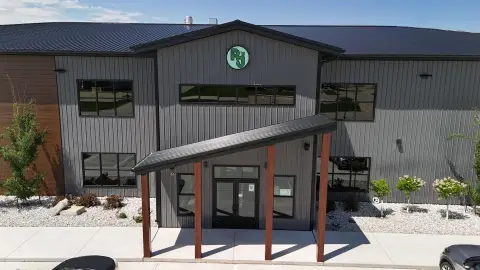Commercial Building in Sioux Center