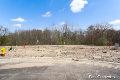 Residential Land in Kentwood, MI