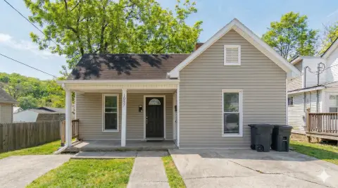 Frankfort Duplex: Investment Opportunity