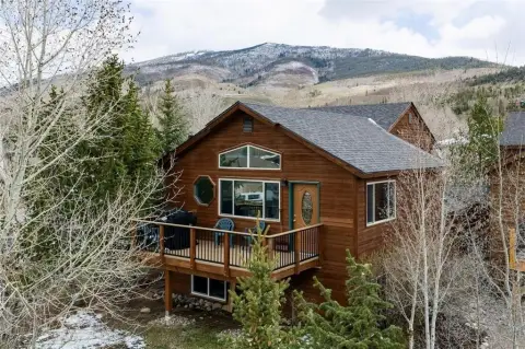 Silverthorne Home with Mountain Views