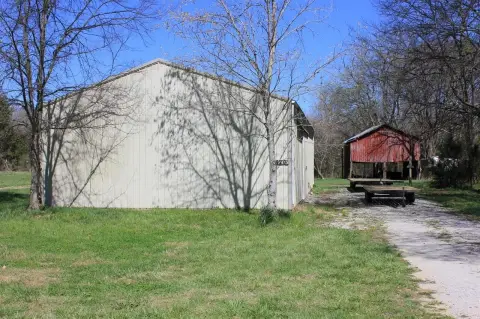 Land For Sale in Lewisburg