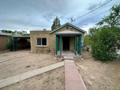 Income-Producing Albuquerque Multi-Family Property