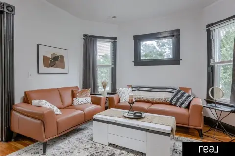Furnished Duplex with Garage