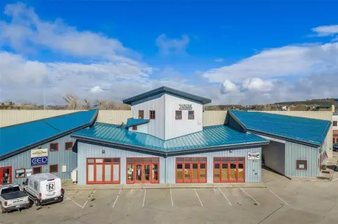 Spacious Warehouse in Downtown Steamboat