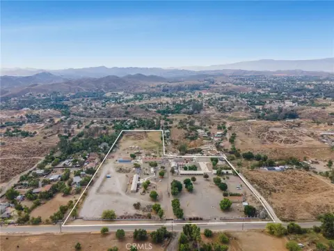 Perris Retreat Facility on 13+ Acres