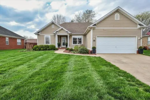 Residential Home in South Warren