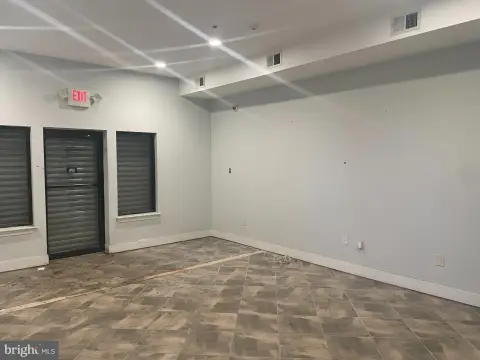 Prime Location Commercial Space