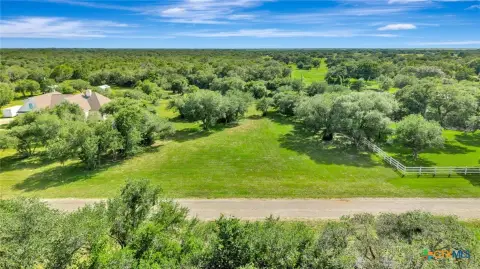 Residential Homesite with Mature Oaks