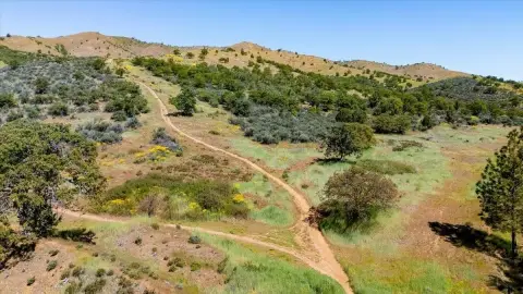 18.5 Acres in Yreka, CA