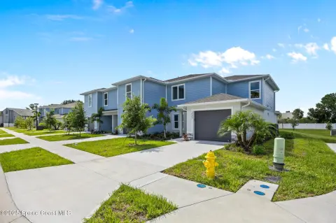 Individually Deeded Quadplex