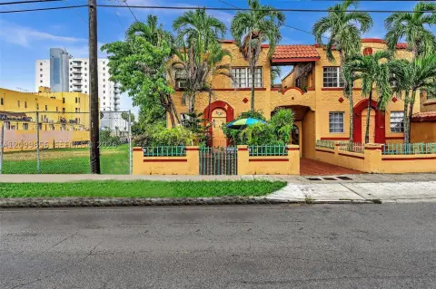 13-Unit Apartment Property