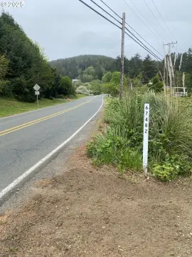 View Lot in NorthBend, Oregon