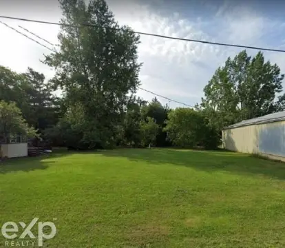 Residential Land in Quiet Neighborhood