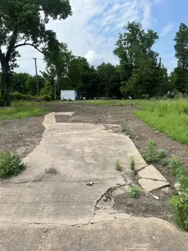 Residential Lot in West Memphis