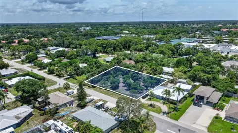 Double-Frontage Agricultural Land Lot