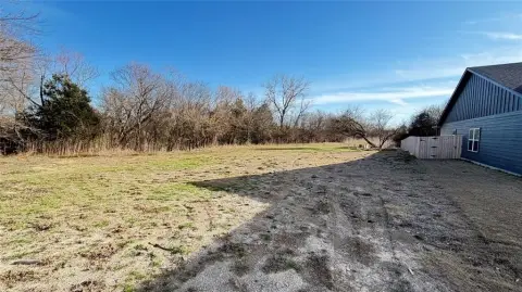 Residential Lot in Farmersville, TX