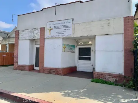 Mixed-Use Property in Los Angeles